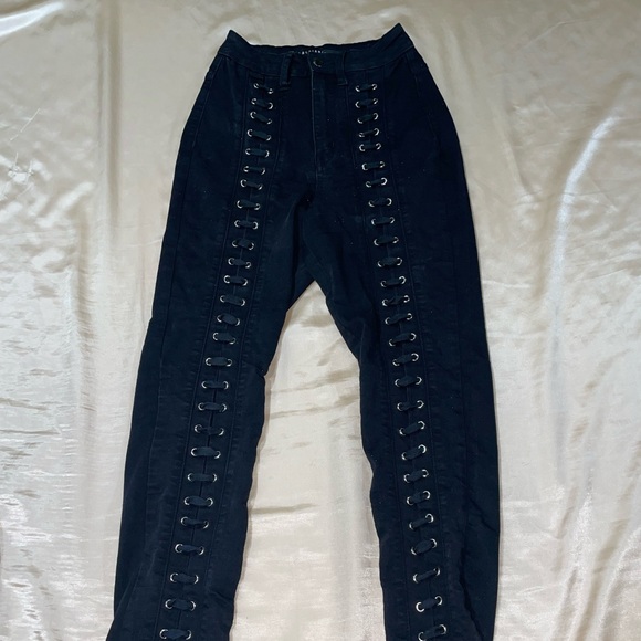 Cross cross cutout black pants size 3 - Picture 2 of 4